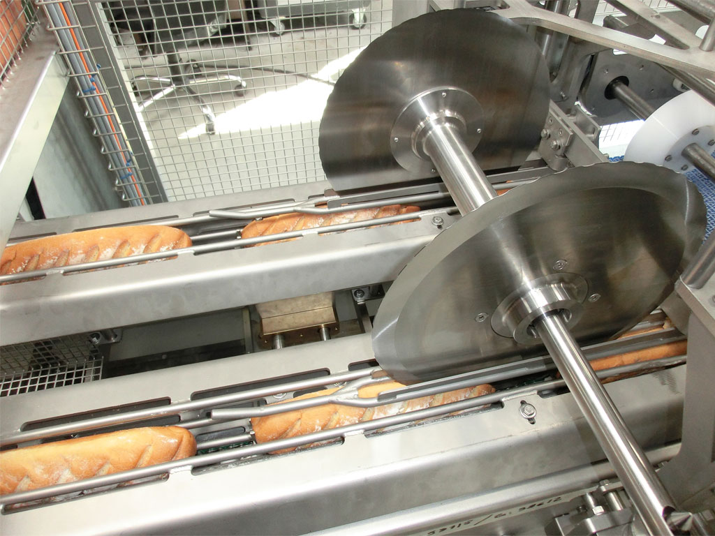 Trancheur de sandwichs "baguette" à disque de coupe verticale